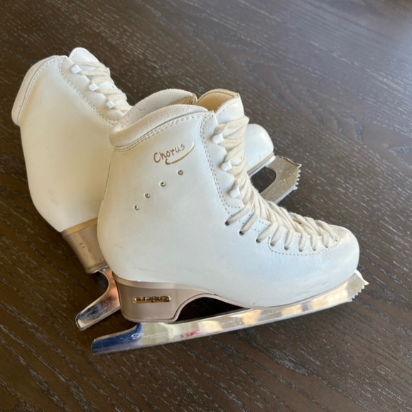 SOLD - Picture 1 of 8